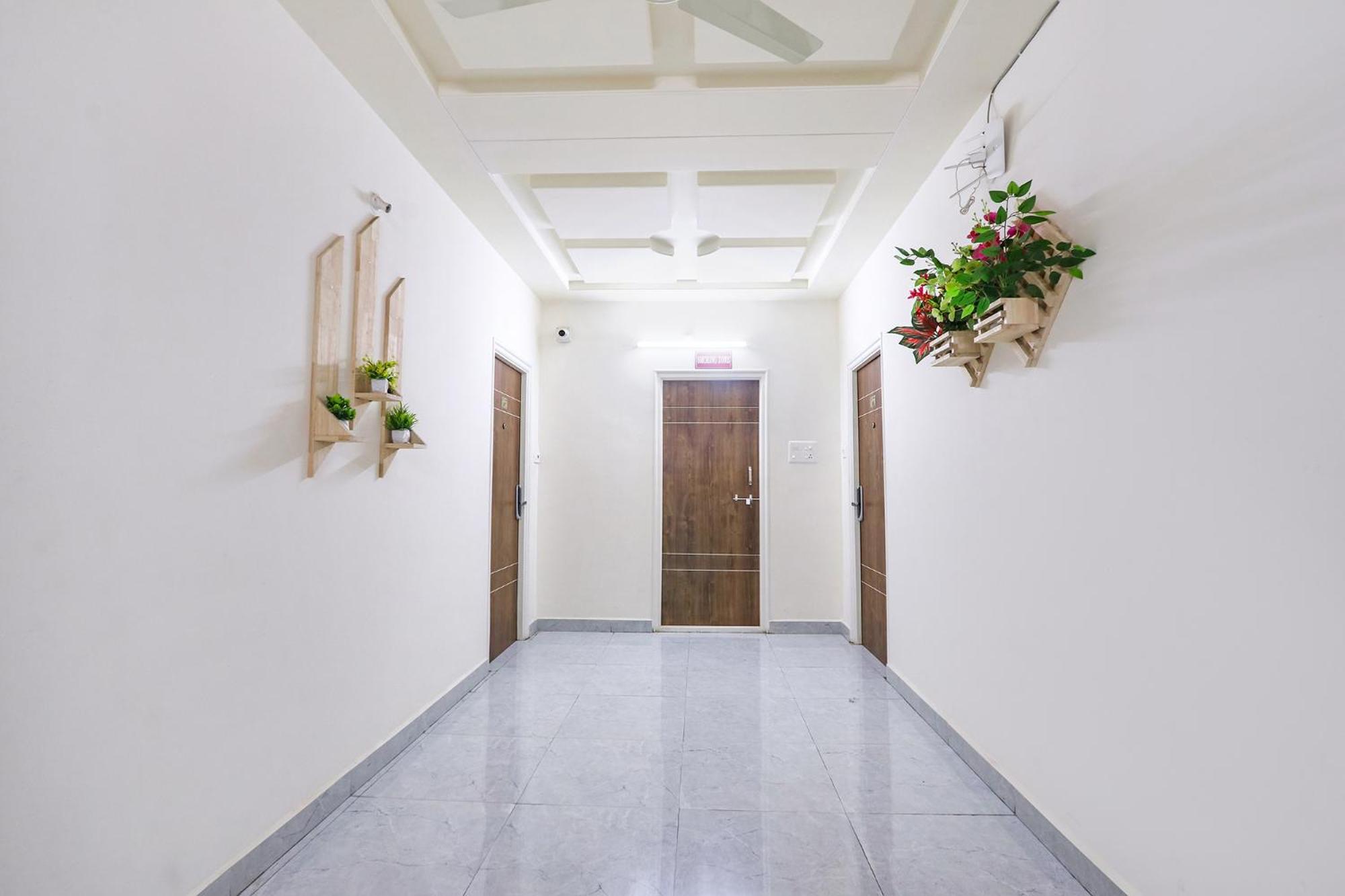 Fabhotel Golden Hitech - Nr Hitech City Hyderabad Eksteriør billede